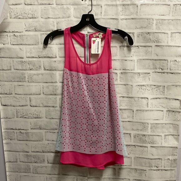 Ya LA pink tank - Picture 1 of 3